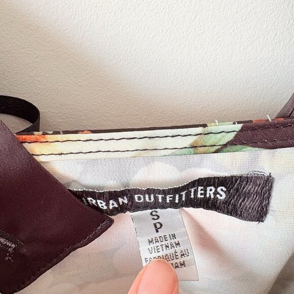 Urban Outfitters UO Bri Double Bow Sleek Satin Mini Dress Size Small - Picture 7 of 10